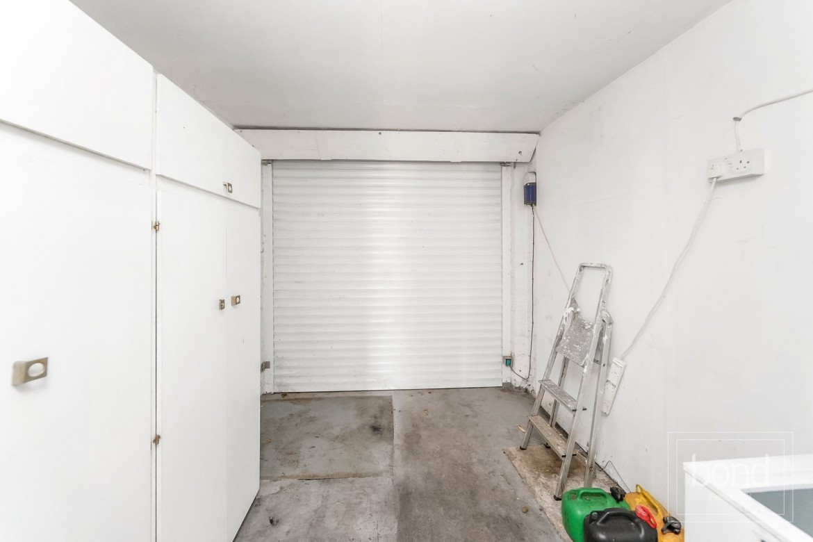 Images for Danbury, Chelmsford, Essex EAID:3363689002 BID:7608502