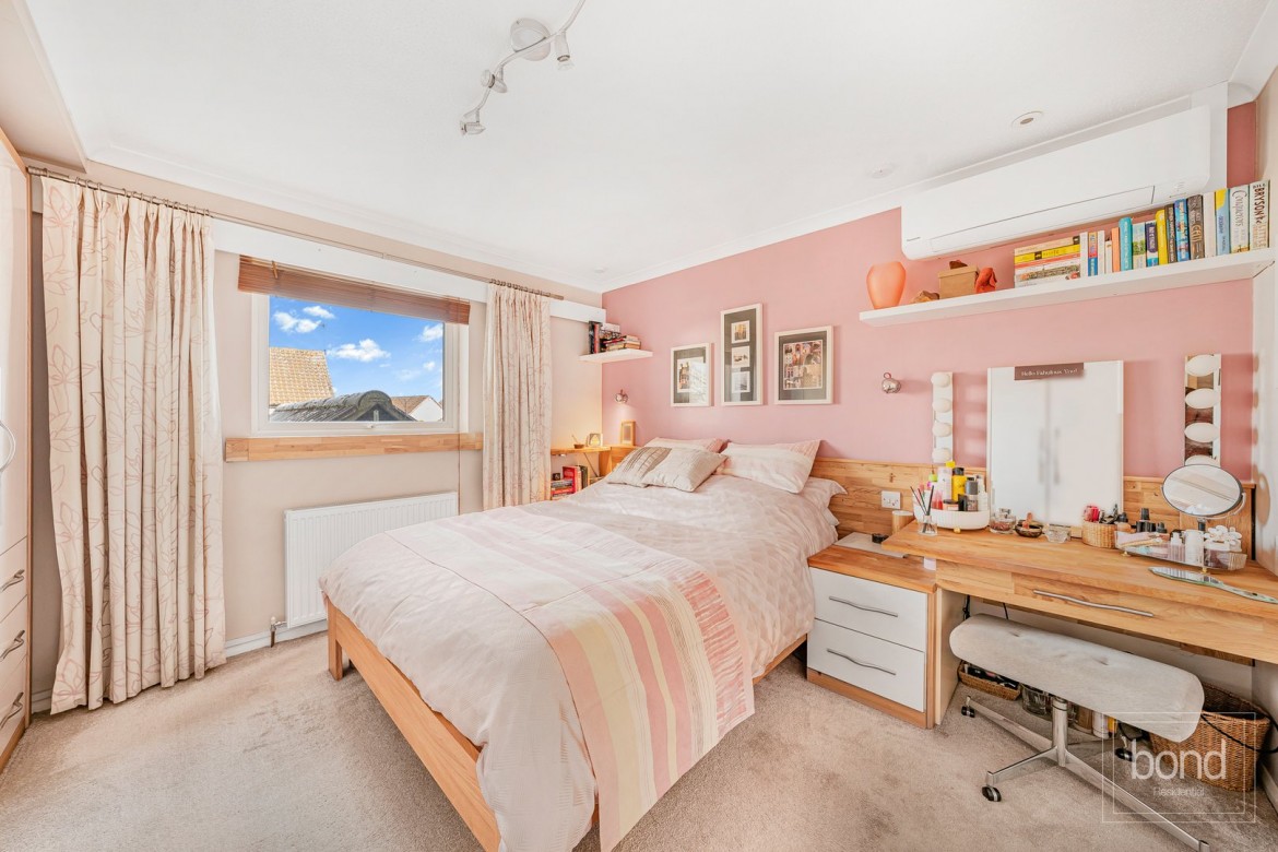 Images for Roxwell Avenue, Chelmsford, Essex EAID:3363689002 BID:1388407