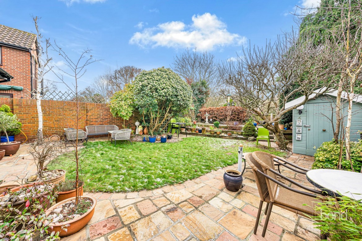 Images for Roxwell Avenue, Chelmsford, Essex EAID:3363689002 BID:1388407