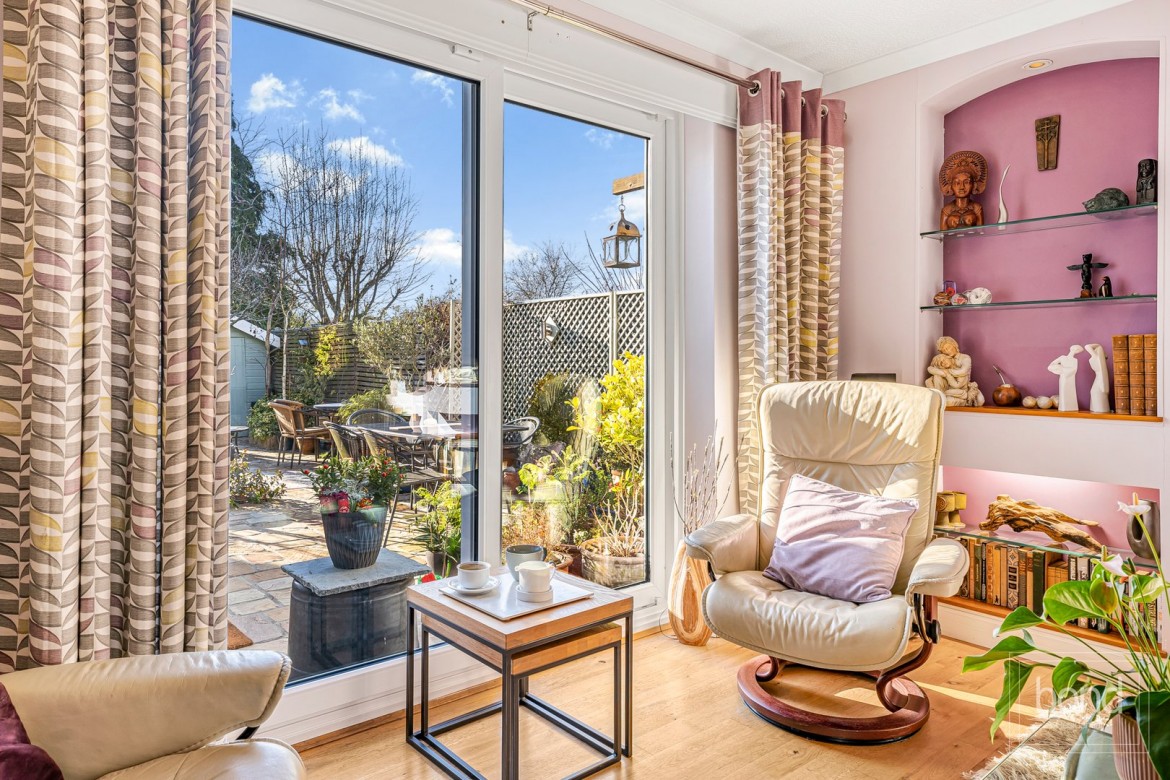 Images for Roxwell Avenue, Chelmsford, Essex EAID:3363689002 BID:1388407