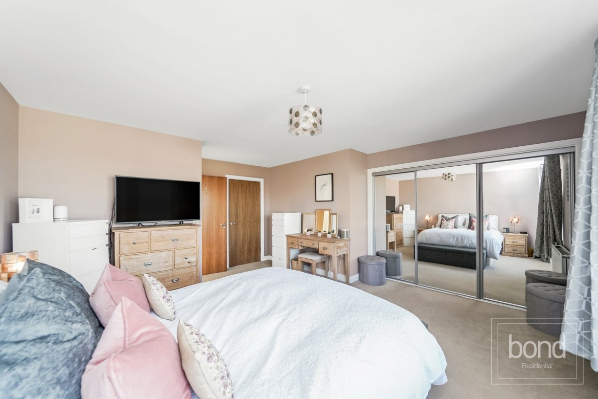 Images for Dunn Side, Chelmsford, Essex EAID:3363689002 BID:1388407