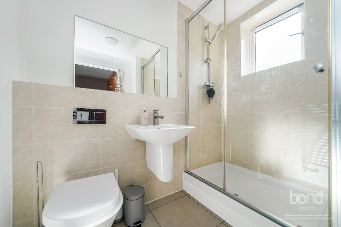 Images for Dunn Side, Chelmsford, Essex EAID:3363689002 BID:1388407