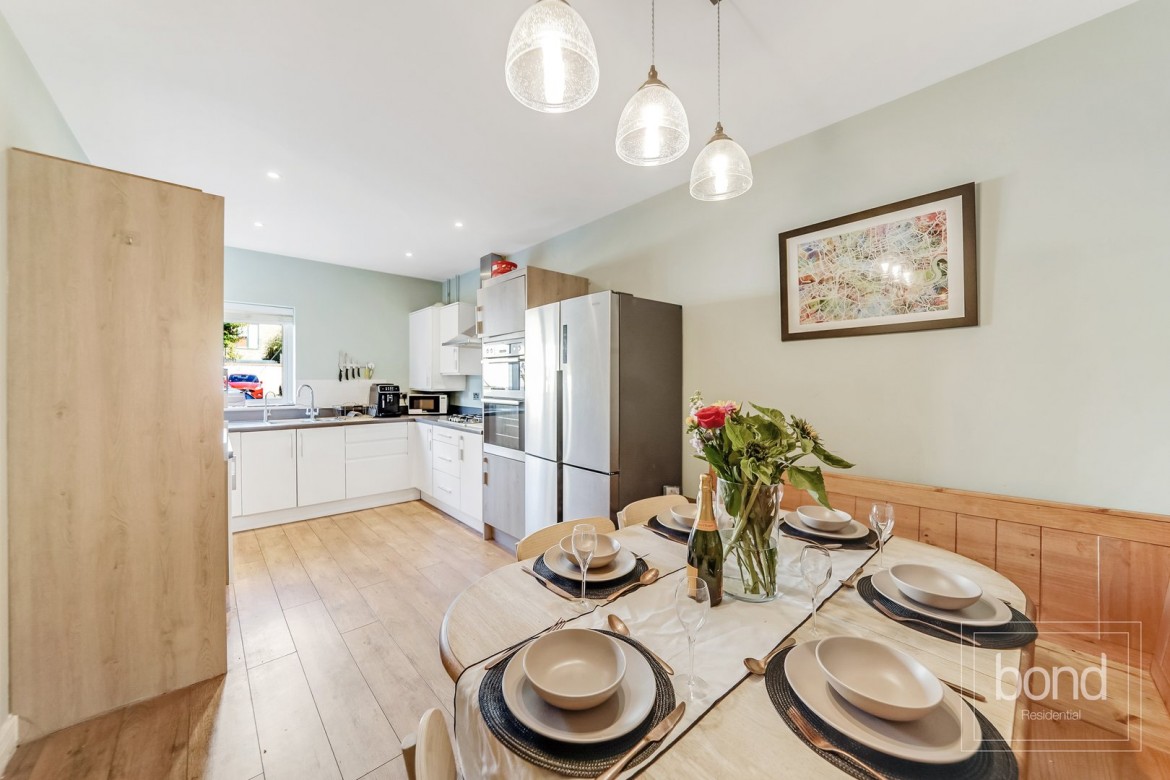 Images for Dunn Side, Chelmsford, Essex EAID:3363689002 BID:1388407