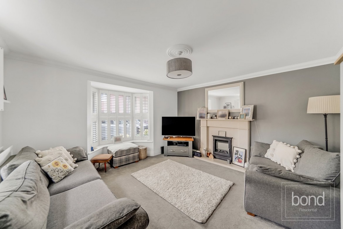 Images for Chancellor Park, Chelmsford, Essex EAID:3363689002 BID:1388407