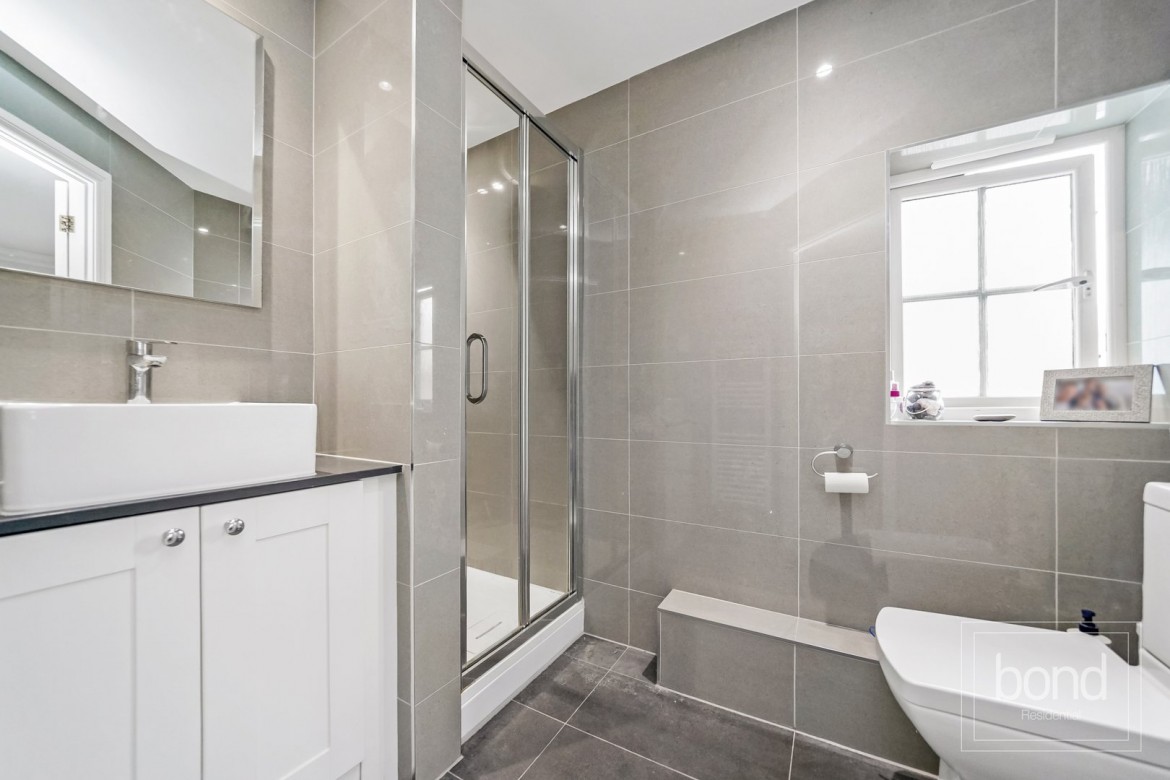 Images for Chancellor Park, Chelmsford, Essex EAID:3363689002 BID:1388407