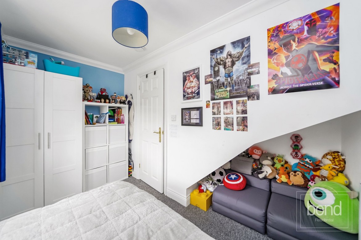 Images for Chancellor Park, Chelmsford, Essex EAID:3363689002 BID:1388407