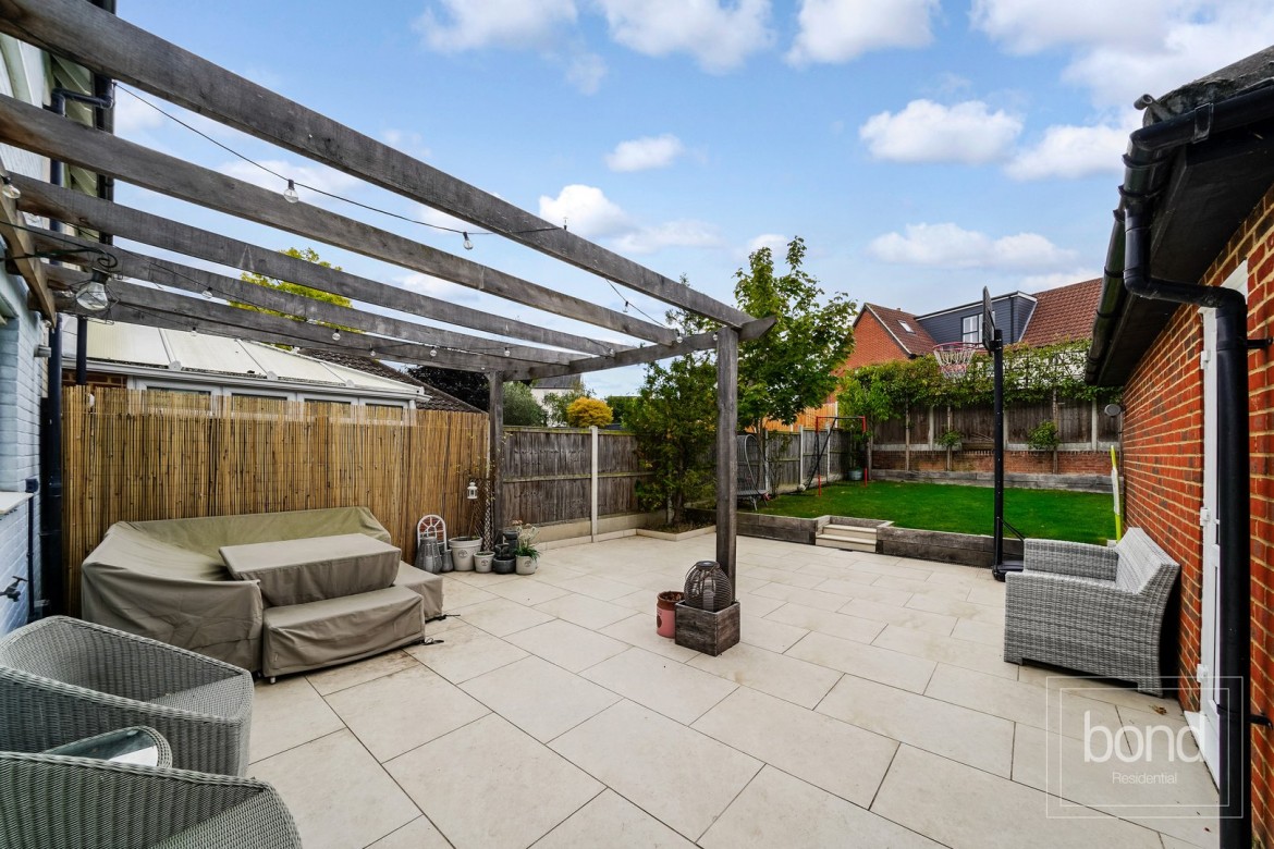 Images for Chancellor Park, Chelmsford, Essex EAID:3363689002 BID:1388407