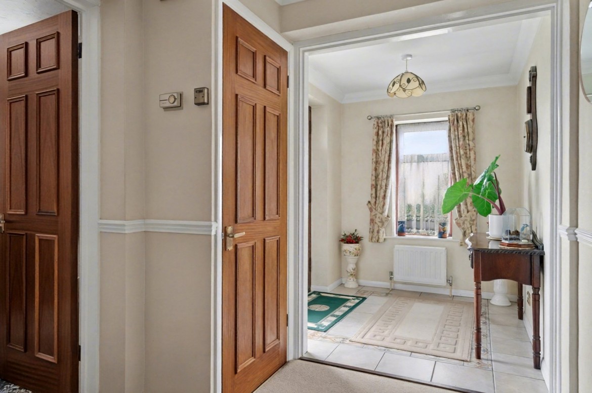 Images for Chichester Drive, Chelmsford, Essex EAID:3363689002 BID:1388407