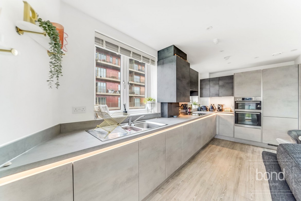 Images for Wharf Road, Chelmsford, Essex EAID:3363689002 BID:1388407