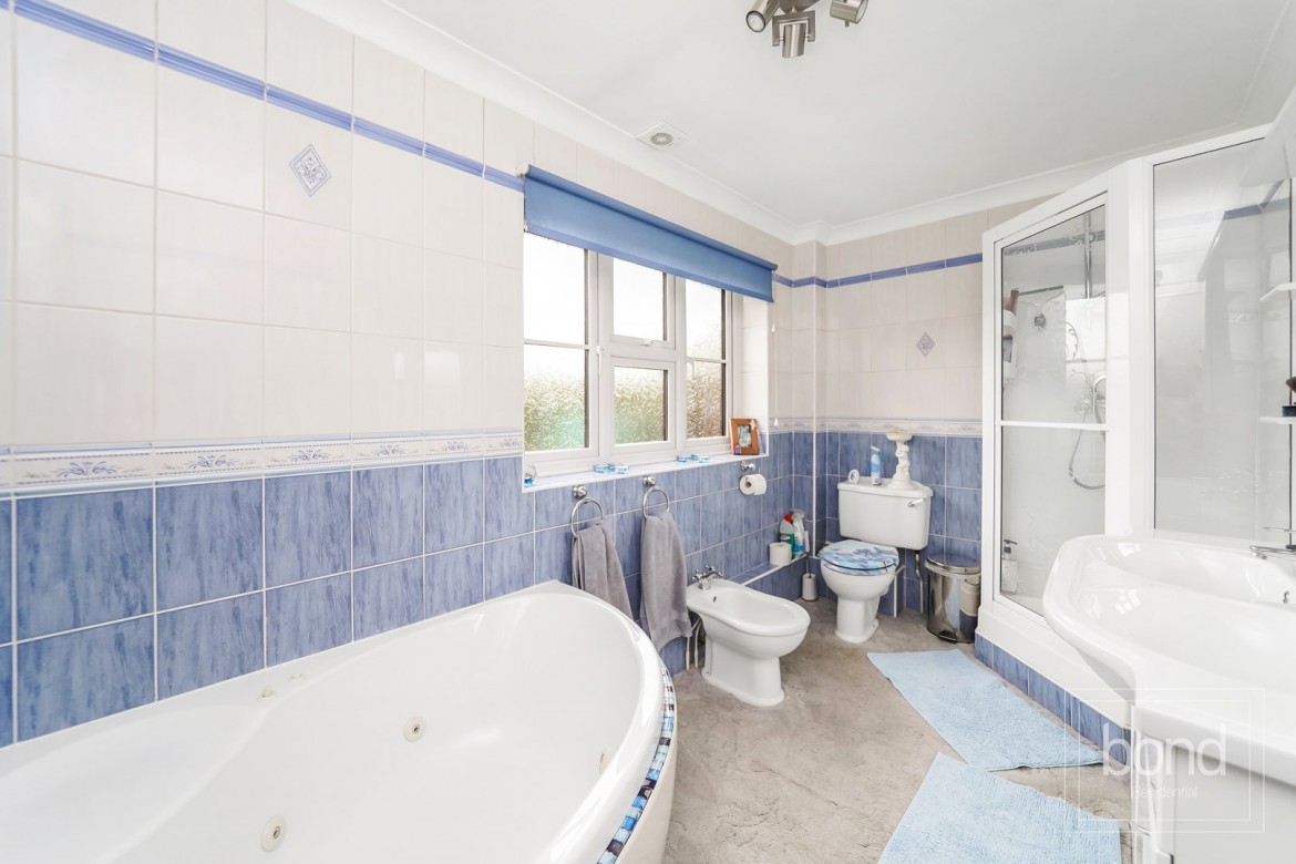 Images for Howe Green, Chelmsford, Essex EAID:3363689002 BID:1388407