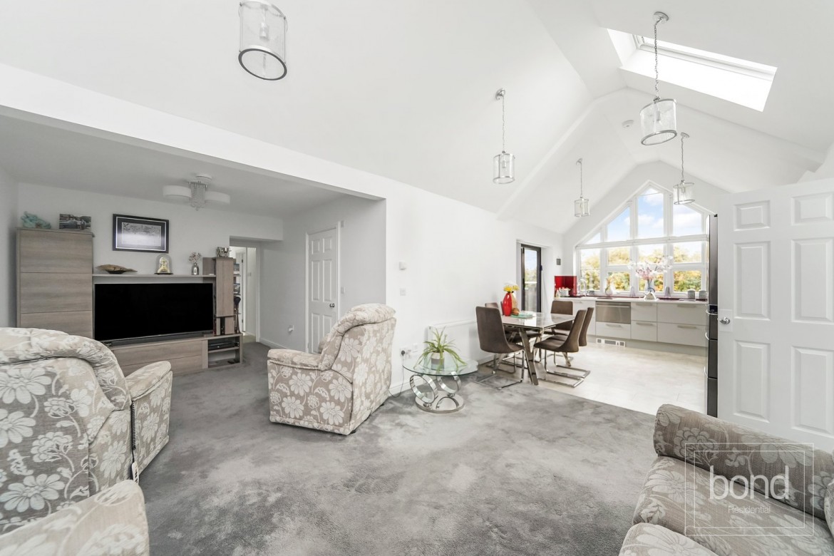 Images for Howe Green, Chelmsford, Essex EAID:3363689002 BID:7608502