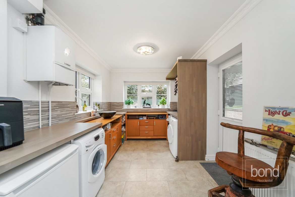 Images for Howe Green, Chelmsford, Essex EAID:3363689002 BID:1388407
