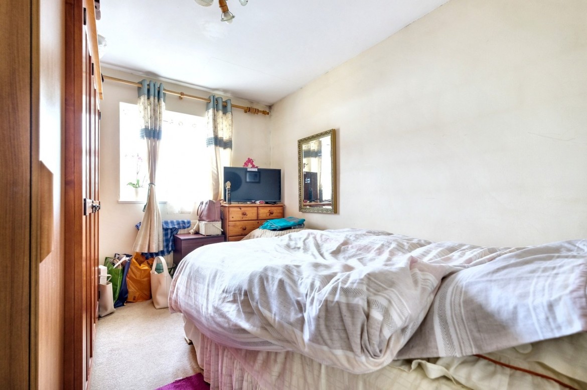 Images for Primrose Hill, Chelmsford, Essex EAID:3363689002 BID:1388407