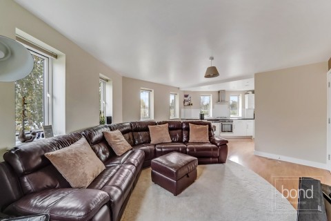 Springfield Road, Chelmsford, Essex - EAID:3363689002, BID:1388407