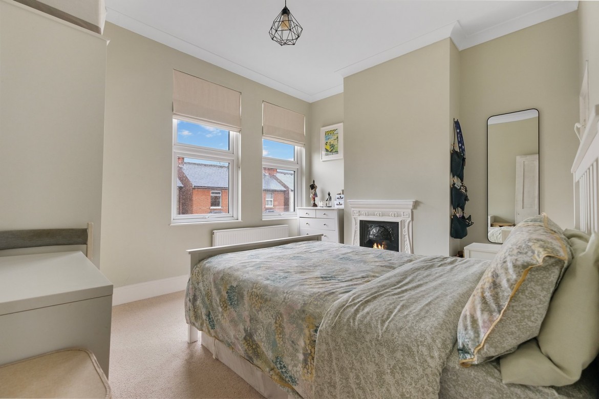 Images for Old Moulsham, Chelmsford, Essex EAID:3363689002 BID:1388407