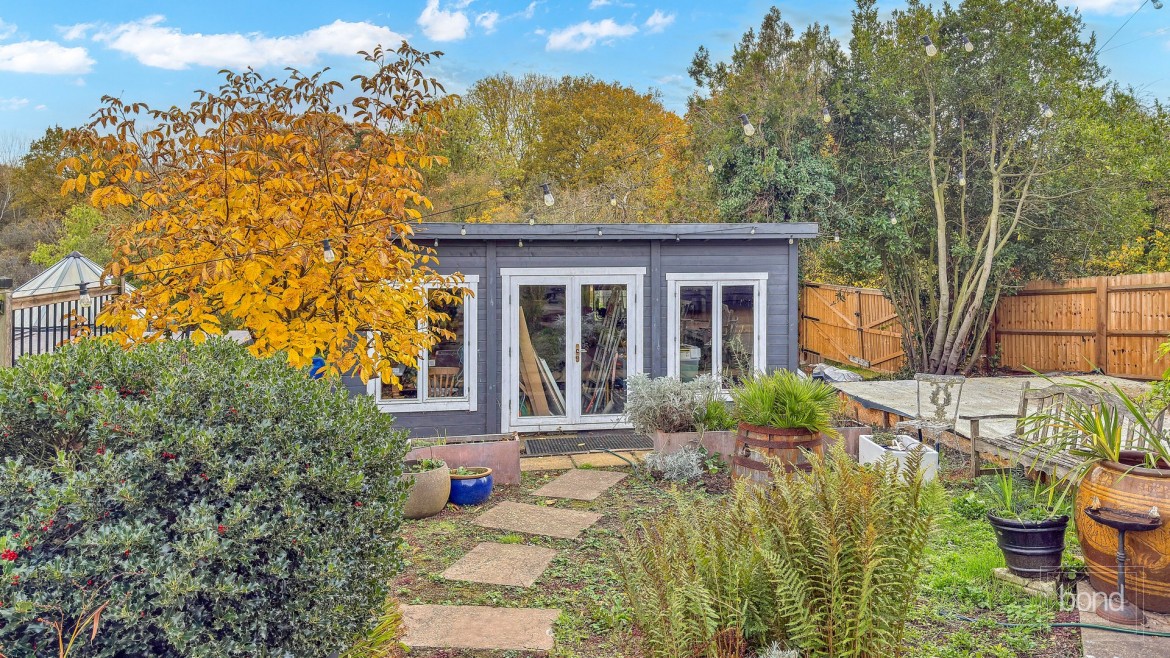 Images for Purleigh, Nr Danbury, Essex EAID:3363689002 BID:7608502