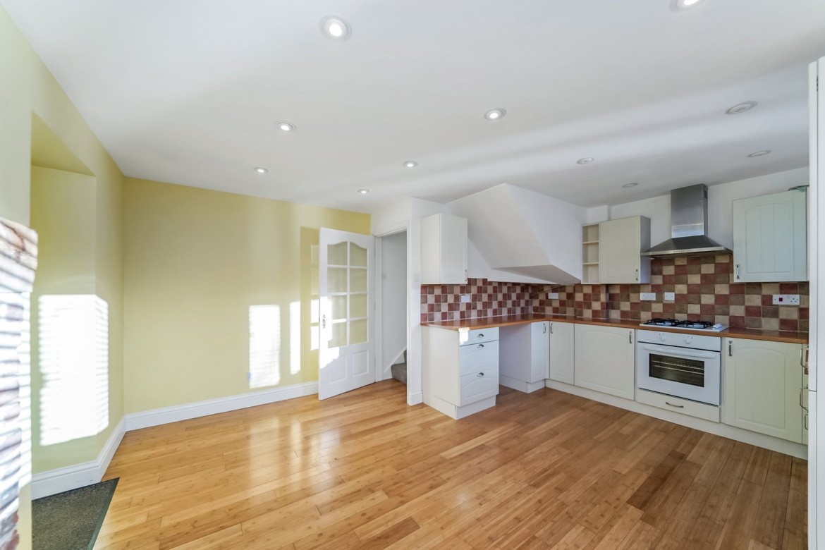 Images for Bicknacre, Chelmsford, Essex EAID:3363689002 BID:7608502