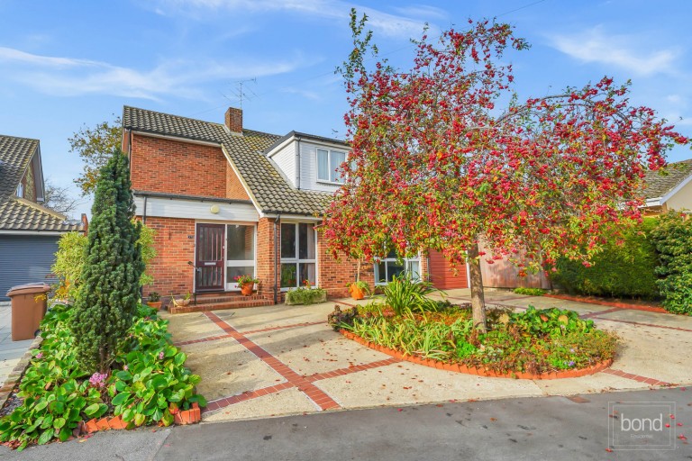 Danbury, Chelmsford, Essex - EAID:3363689002, BID:7608502