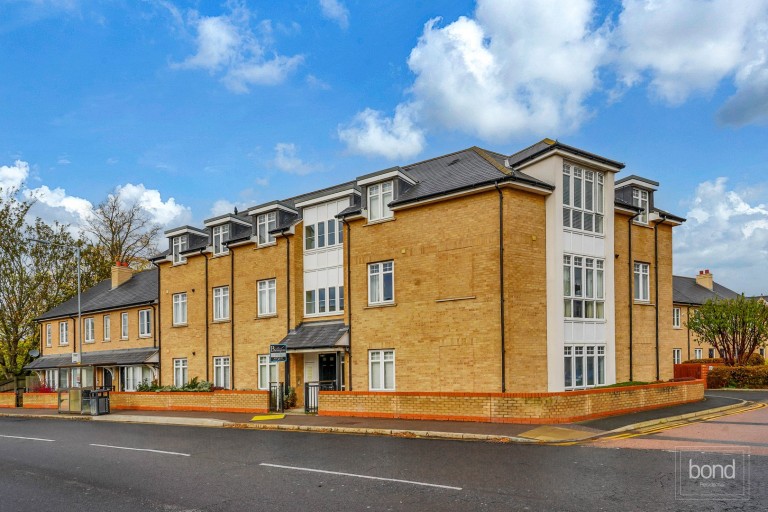 School View Road, Chelmsford, Essex - EAID:3363689002, BID:1388407