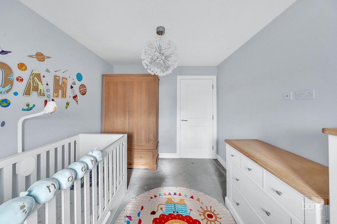 Images for School View Road, Chelmsford, Essex EAID:3363689002 BID:1388407