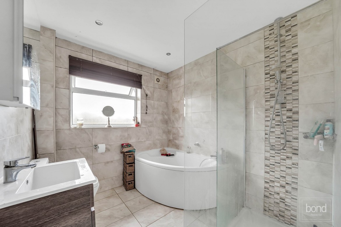 Images for East Hanningfield, Chelmsford, Essex EAID:3363689002 BID:7608502