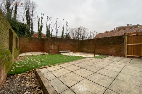 Cedar Avenue West, Chelmsford, Essex - EAID:3363689002, BID:1388407