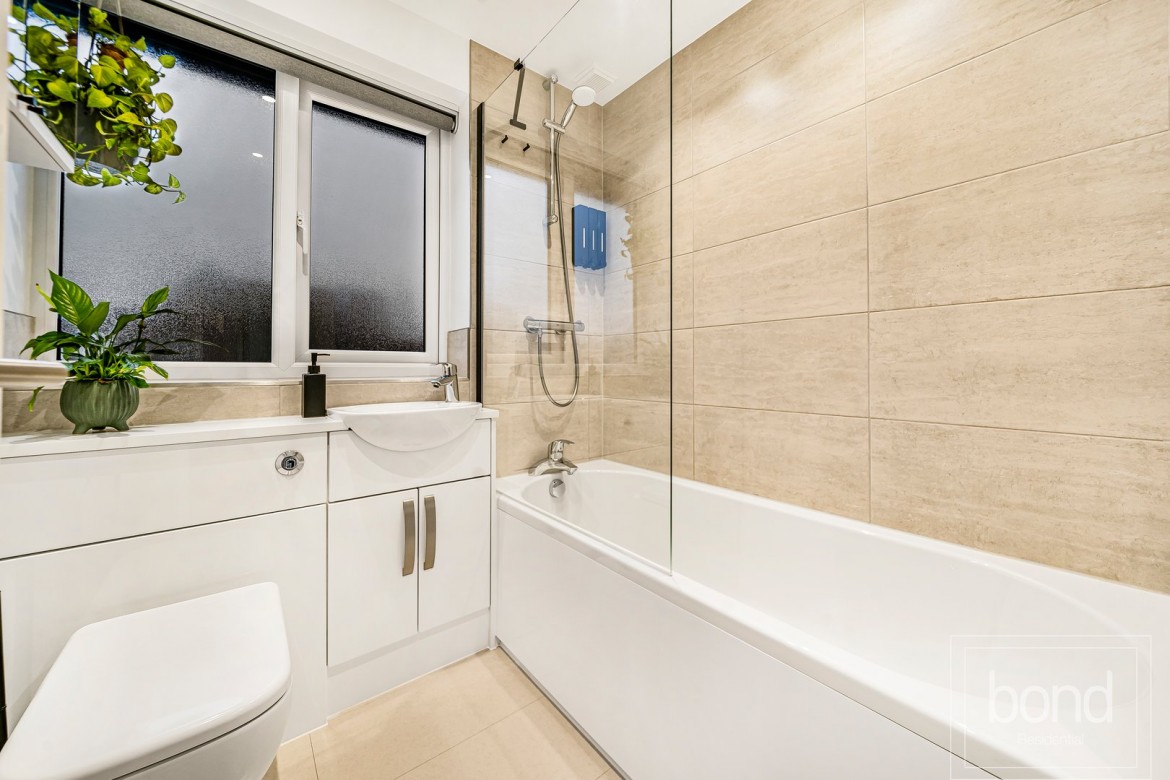 Images for Bicknacre, Chelmsford, Essex EAID:3363689002 BID:7608502