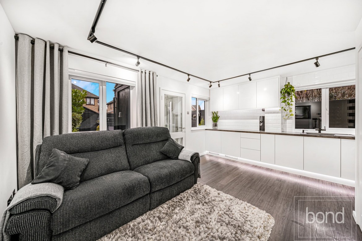 Images for Bicknacre, Chelmsford, Essex EAID:3363689002 BID:7608502