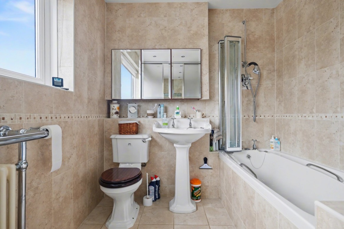 Images for Old Springfield, Chelmsford, Essex EAID:3363689002 BID:1388407