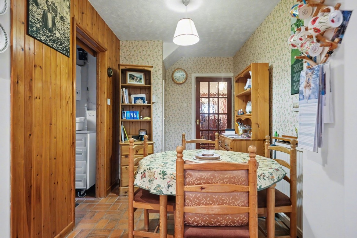 Images for Old Springfield, Chelmsford, Essex EAID:3363689002 BID:1388407