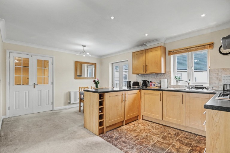 Chancellor Park, Chelmsford, Essex - EAID:3363689002, BID:1388407