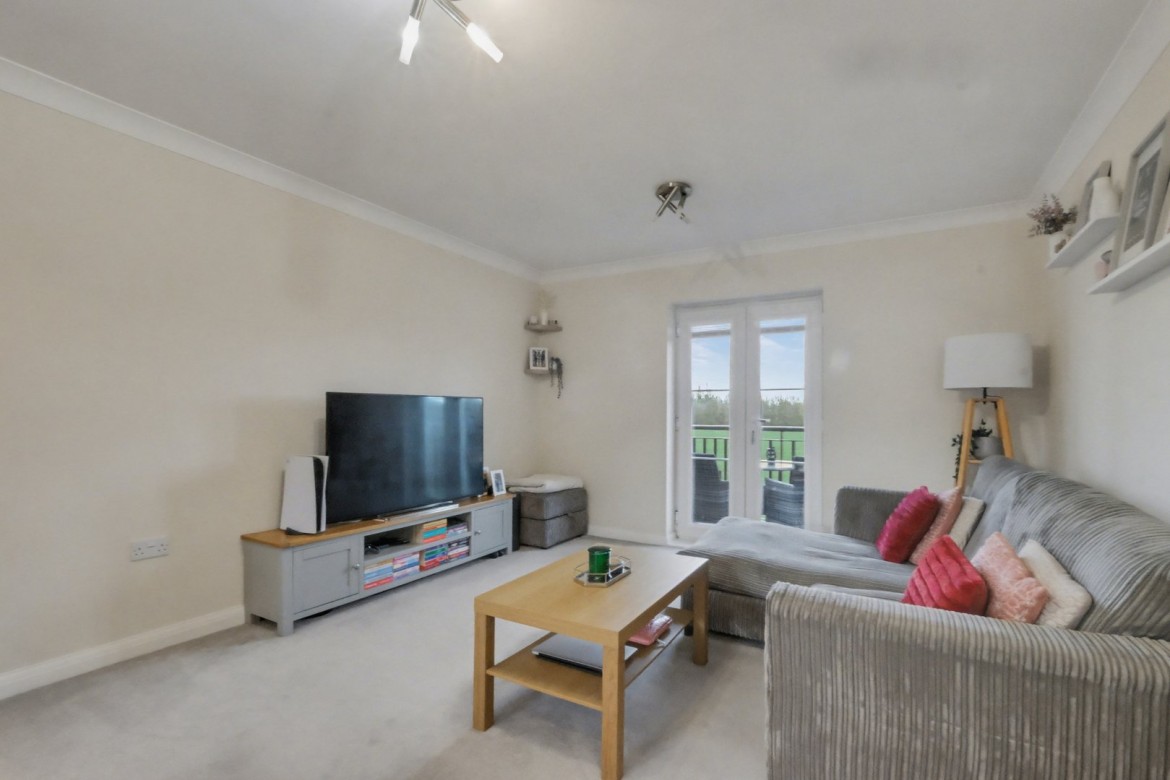 Images for Chancellor Park, Chelmsford, Essex EAID:3363689002 BID:1388407