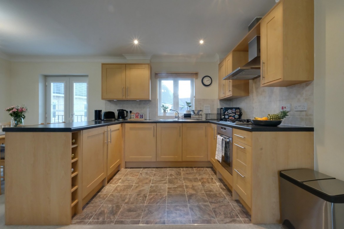 Images for Chancellor Park, Chelmsford, Essex EAID:3363689002 BID:1388407