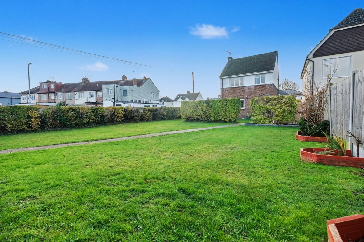 Images for Writtle Road, Chelmsford, Essex EAID:3363689002 BID:1388407