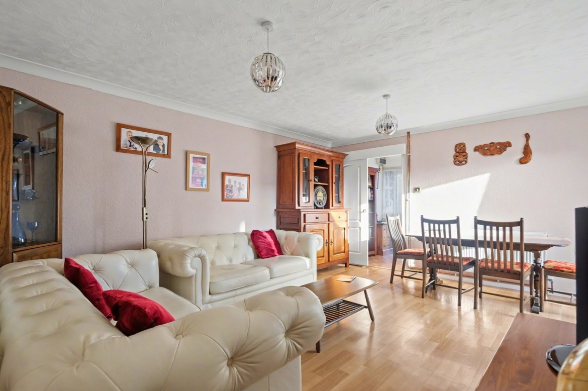 Images for Chelmer Village, Chelmsford, Essex EAID:3363689002 BID:1388407