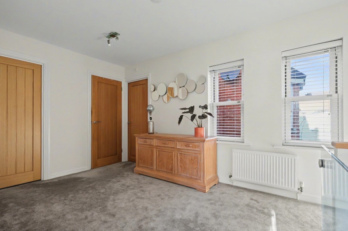 Images for Telford Place, Chelmsford, Essex EAID:3363689002 BID:1388407