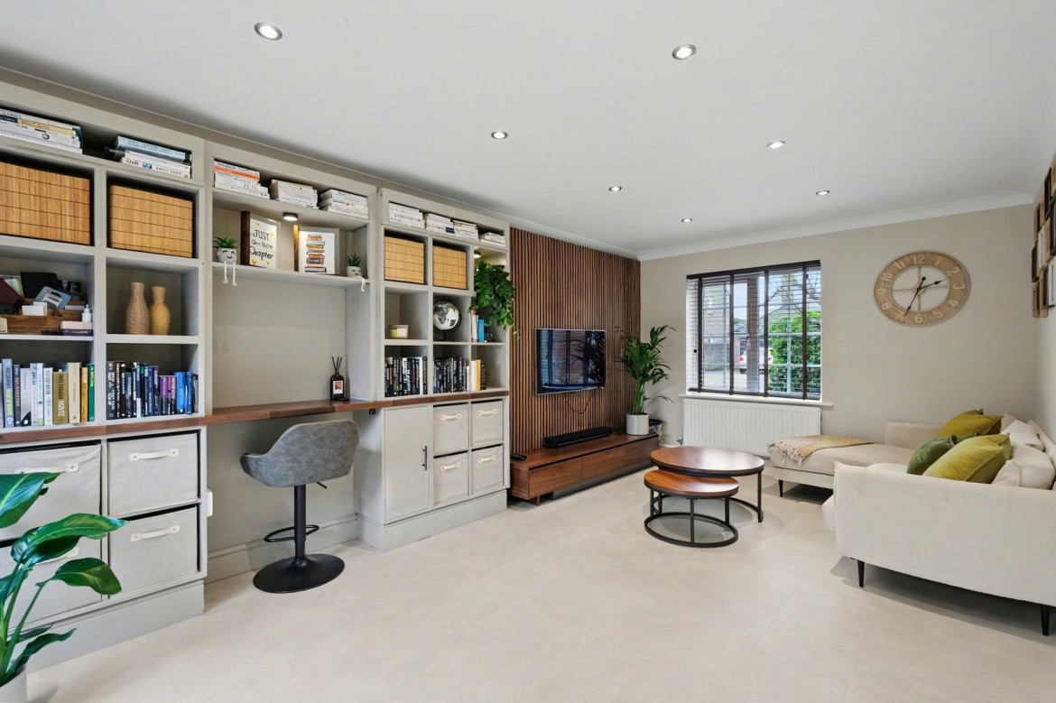 Images for Chelmer Village, Chelmsford, Essex EAID:3363689002 BID:1388407