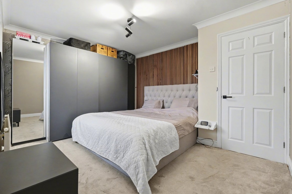 Images for Chelmer Village, Chelmsford, Essex EAID:3363689002 BID:1388407