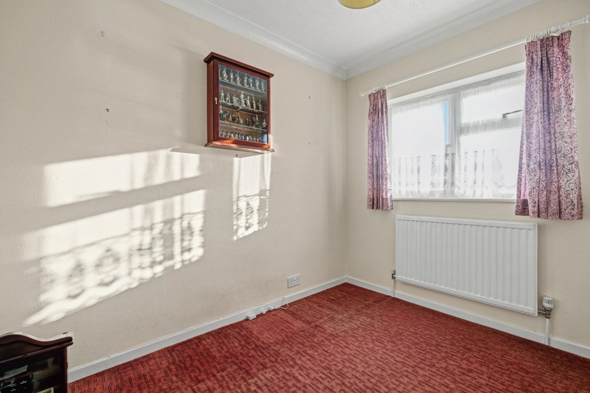 Images for Nabbott Road, Chelmsford, Essex EAID:3363689002 BID:1388407