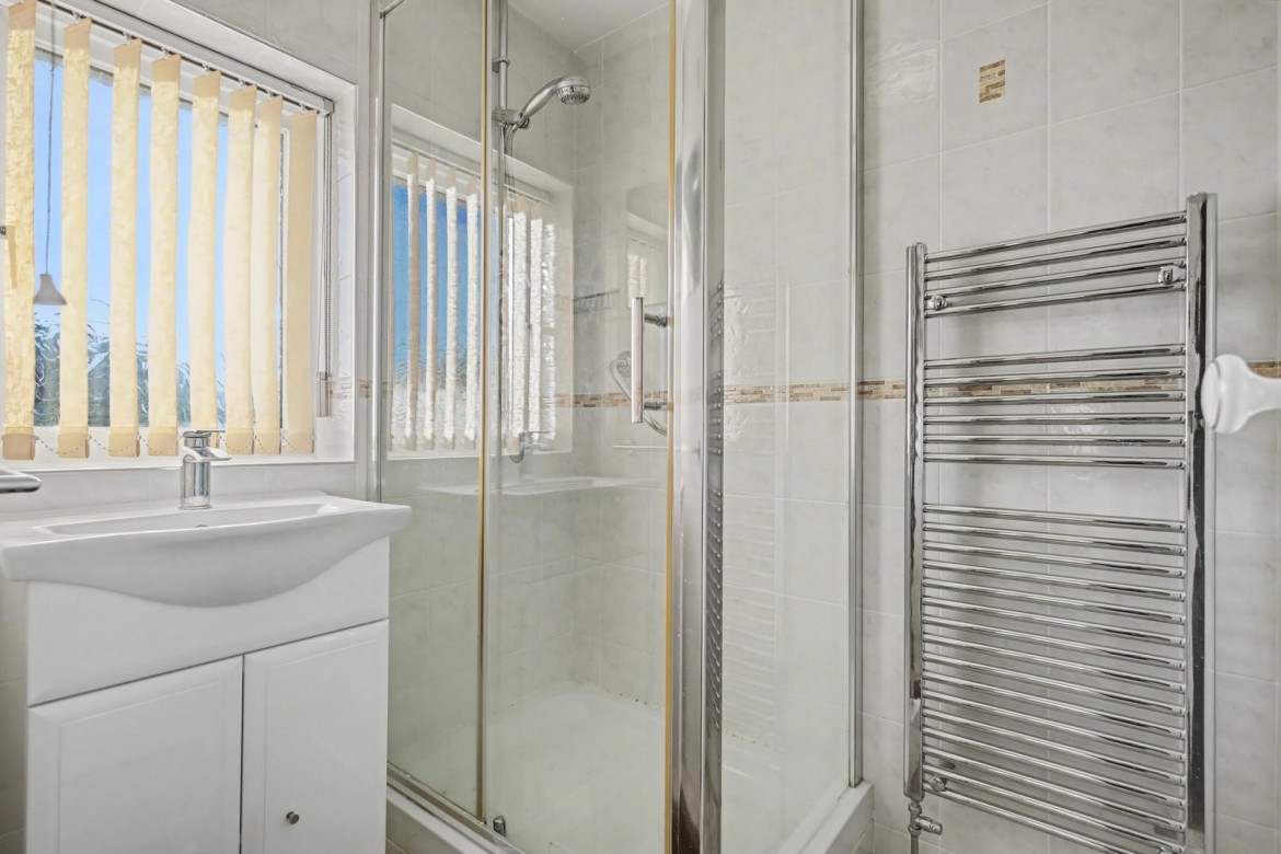 Images for Nabbott Road, Chelmsford, Essex EAID:3363689002 BID:1388407