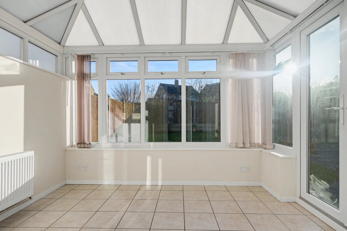 Images for Nabbott Road, Chelmsford, Essex EAID:3363689002 BID:1388407