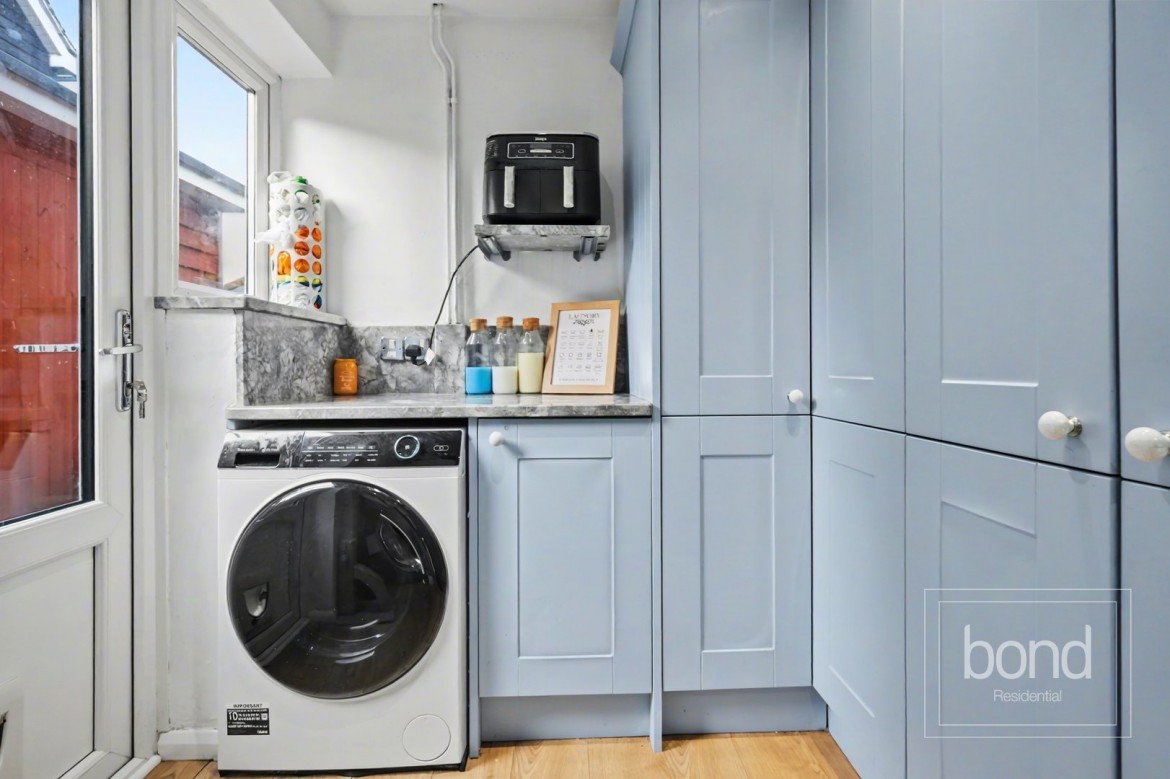 Images for East Hanningfield, Chelmsford, Essex EAID:3363689002 BID:7608502