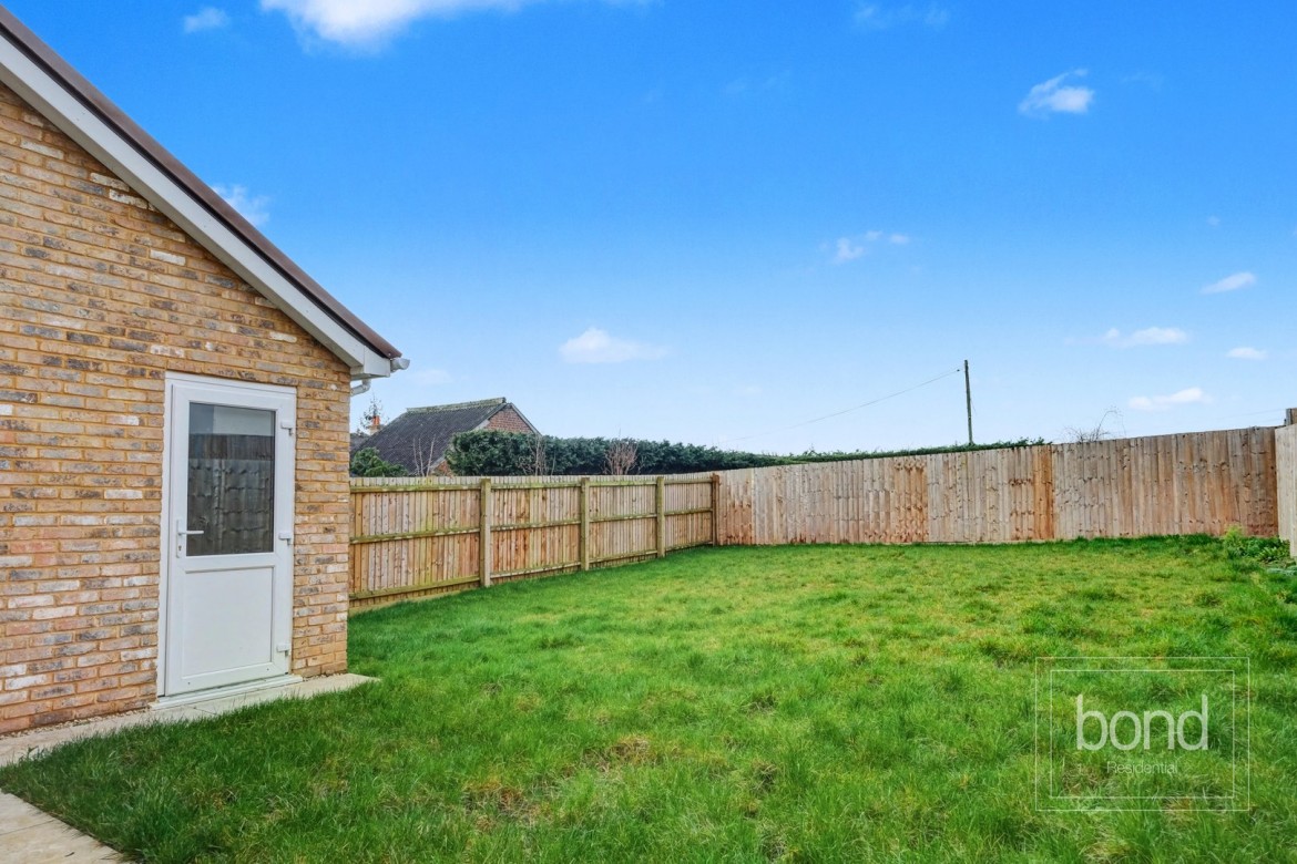 Images for Hanningfield Park, Rettendon Common, Essex EAID:3363689002 BID:7608502