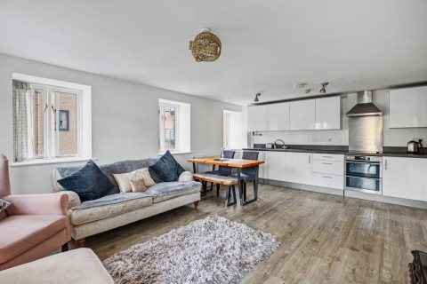 Wharf Road, Chelmsford, Essex - EAID:3363689002, BID:1388407