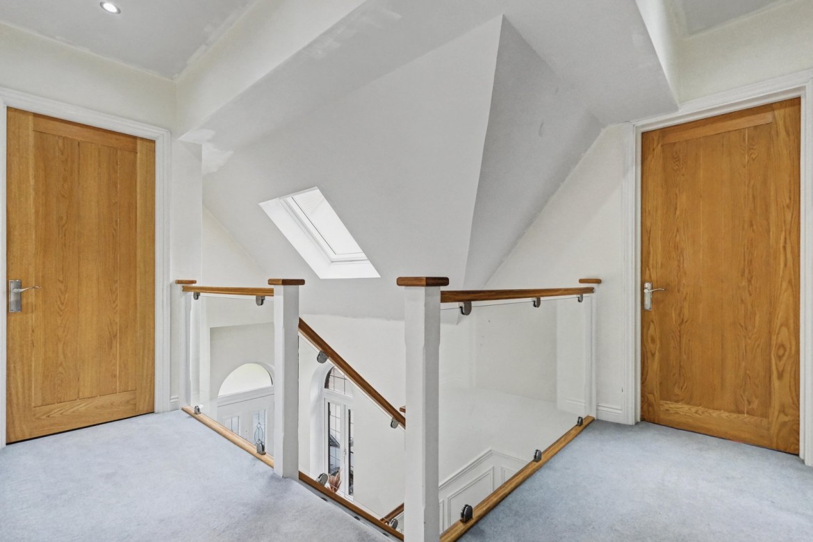 Images for Broomfield, Chelmsford, Essex EAID:3363689002 BID:1388407