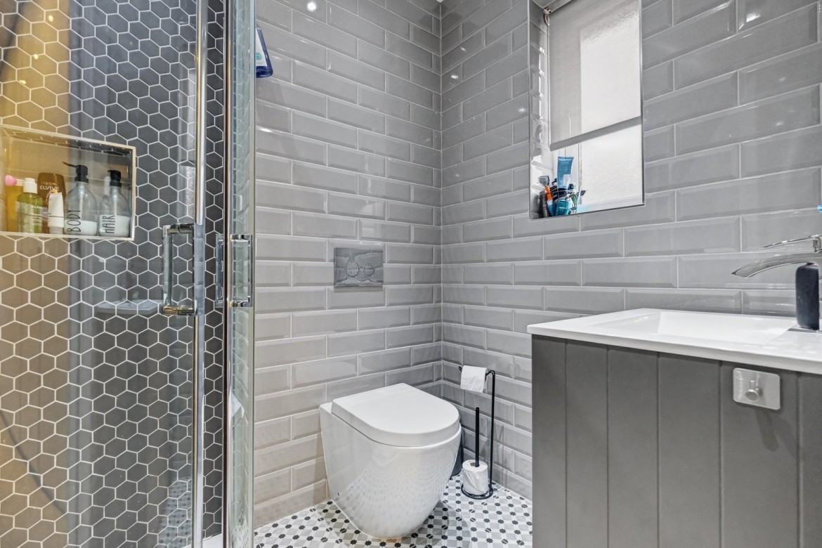 Images for Broomfield, Chelmsford, Essex EAID:3363689002 BID:1388407