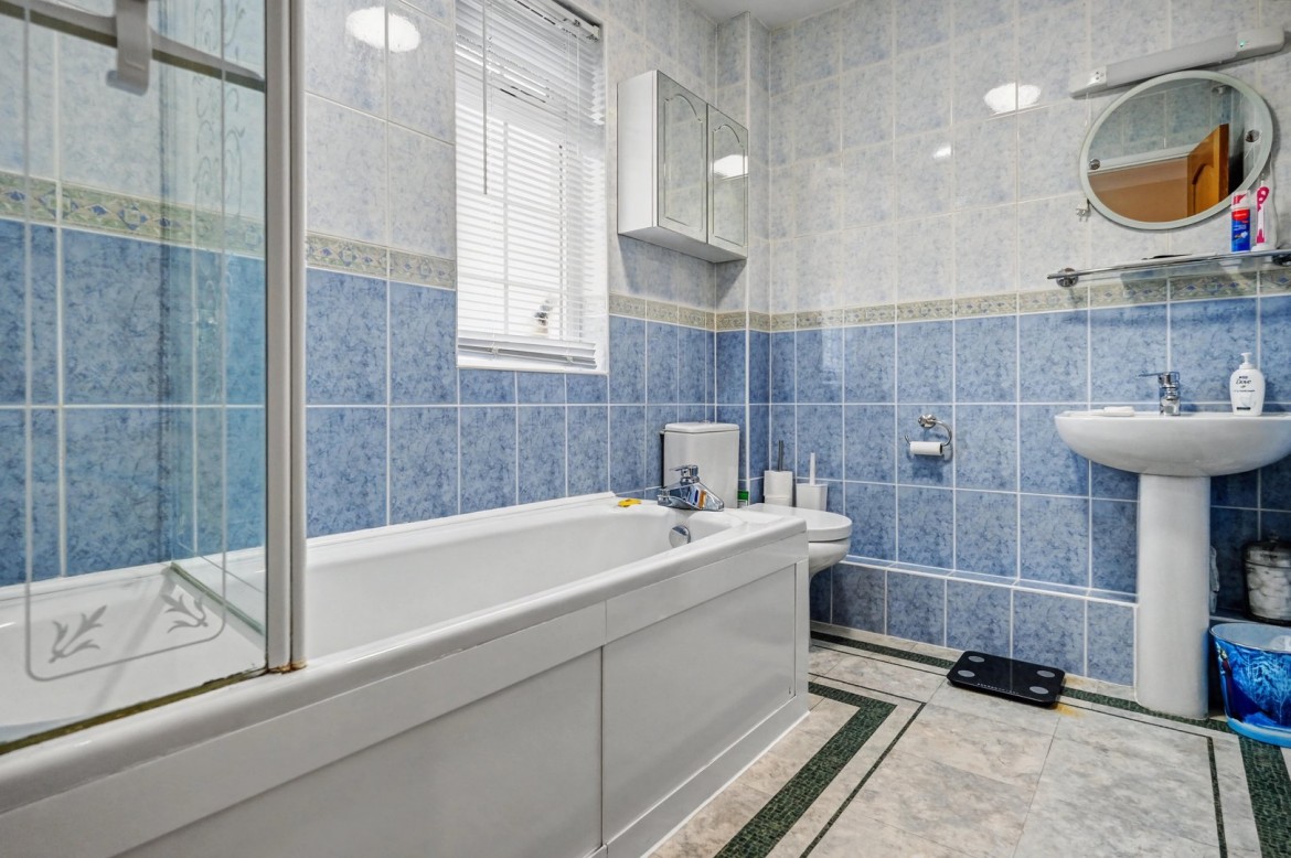 Images for Great Baddow, Chelmsford, Essex EAID:3363689002 BID:1388407