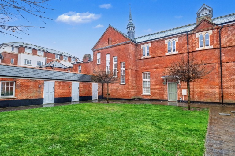 Mary Munnion Quarter, Chelmsford, Essex - EAID:3363689002, BID:1388407