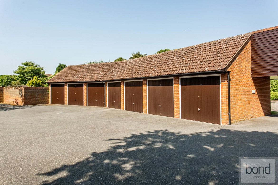 Images for Abbey Fields, East Hanningfield, Essex EAID:3363689002 BID:7608502