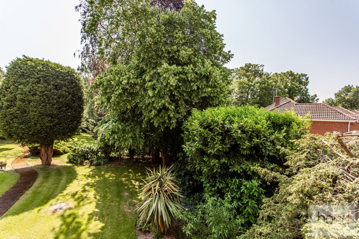 Images for Abbey Fields, East Hanningfield, Essex EAID:3363689002 BID:7608502